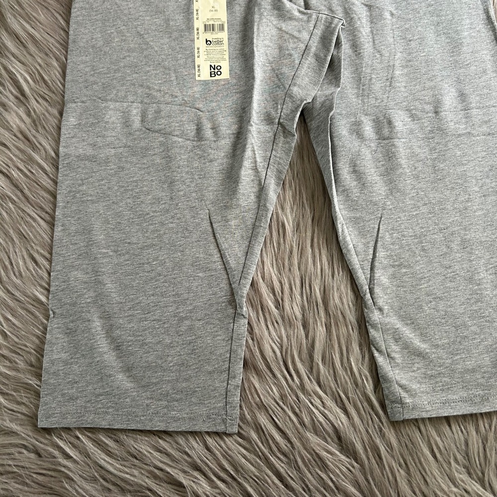 No Boundaries Capri Leggings Women's Size XL (16-18) Gray Stretch Pants Capris - Picture 3 of 4
